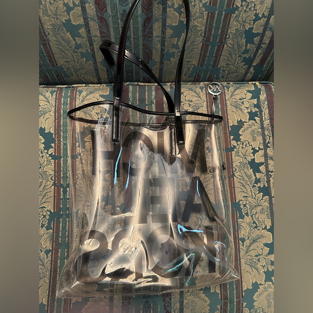 Michael Kors PVC Tote - Picture 4 of 6
